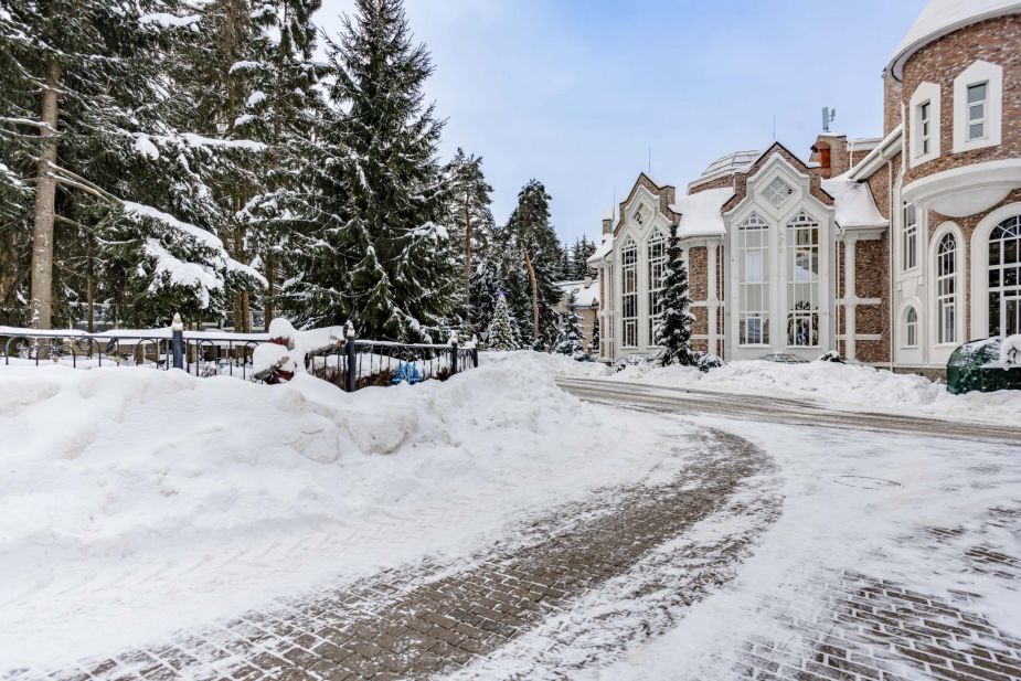 Дом на лесном участке в КП Шервуд