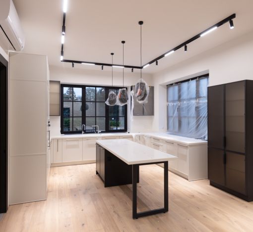 Стильный дом в КП Европа-1