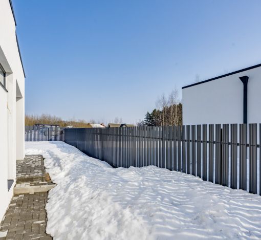 Дом в современном стиле в Исаково