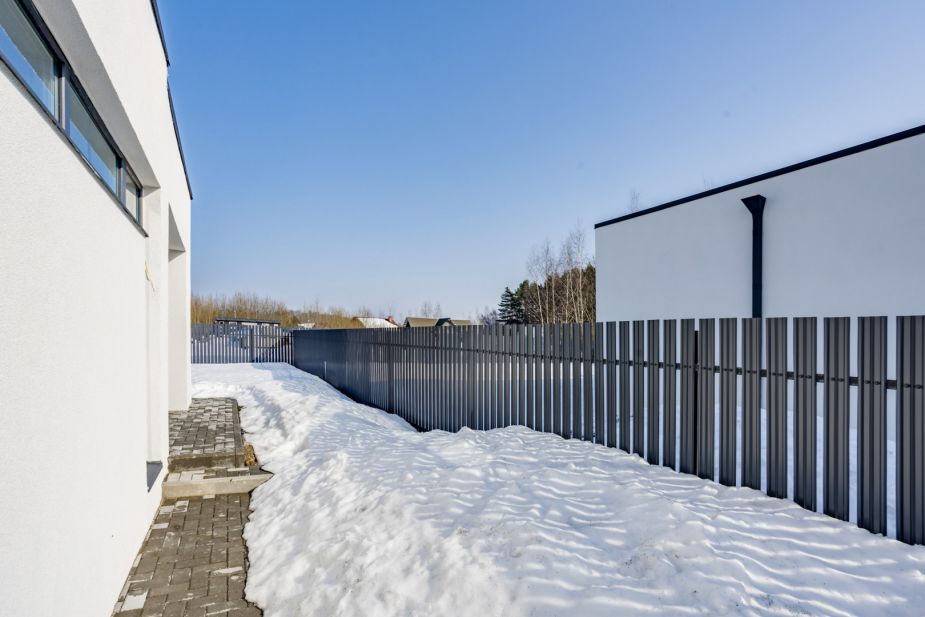 Дом в современном стиле в Исаково