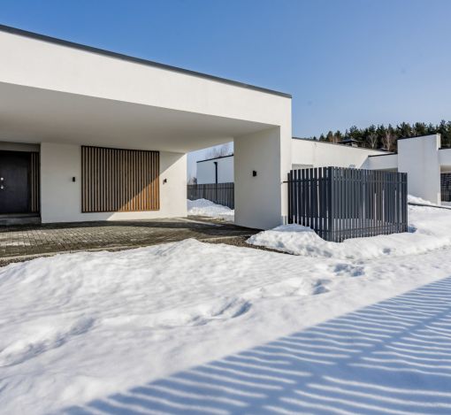 Дом в современном стиле в Исаково