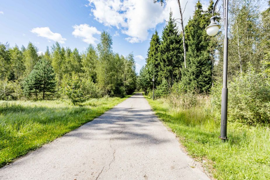 Участок в КП Лесные зори