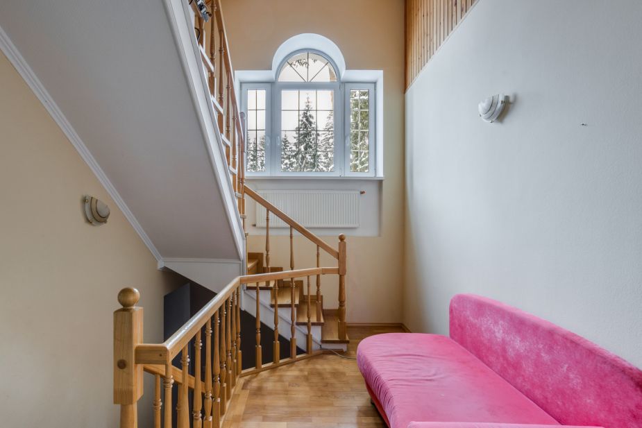 Дом на лесном участке в КП Шервуд