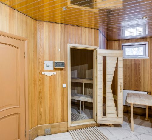 Дом на лесном участке в КП Шервуд