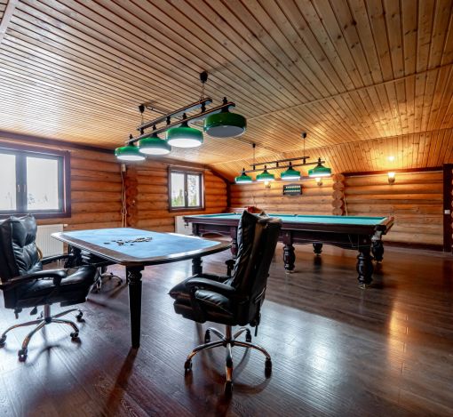 Классический дом в Славково