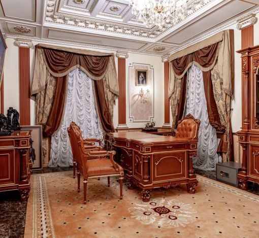 Классический дом в Славково