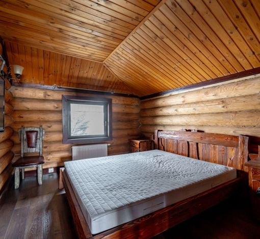 Классический дом в Славково