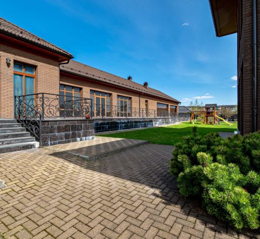 Готовый дом в КП Николина Поляна