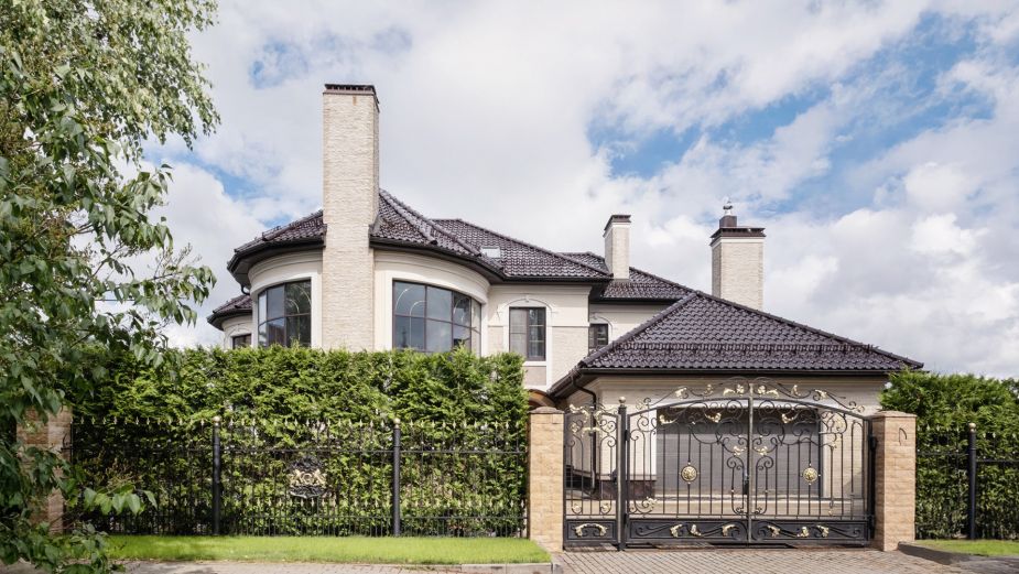 Новый дом у озера КП Гринфилд