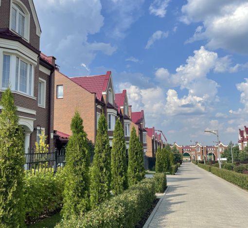 Дом без отделки в КП Британика