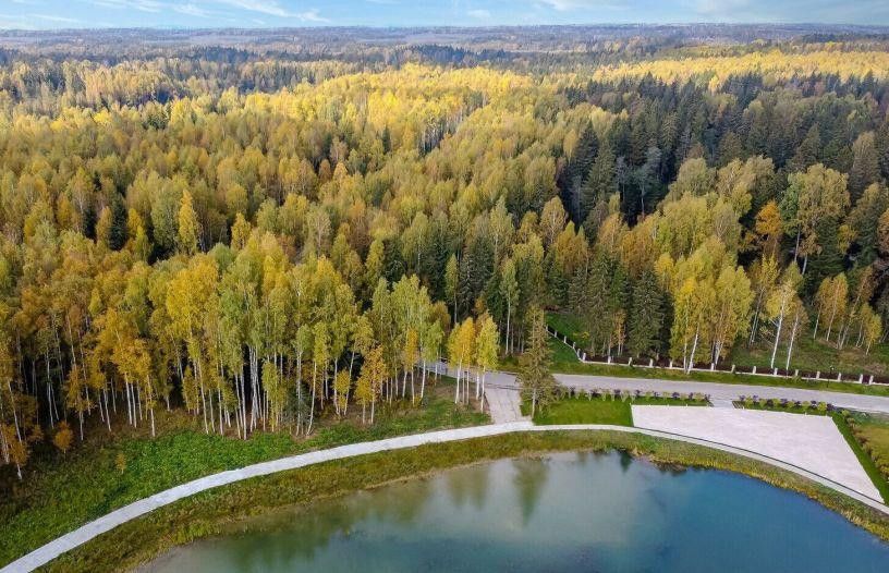 Эмеральд Вилладж