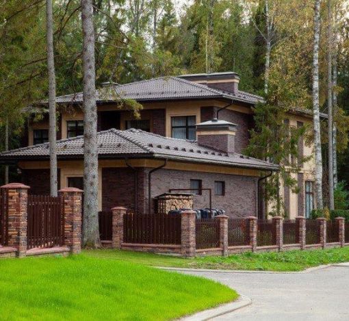 Эмеральд Вилладж