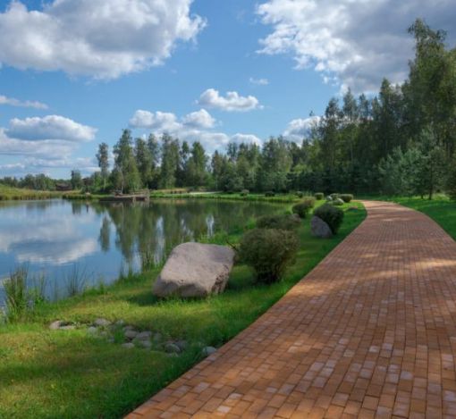 Эмеральд Вилладж