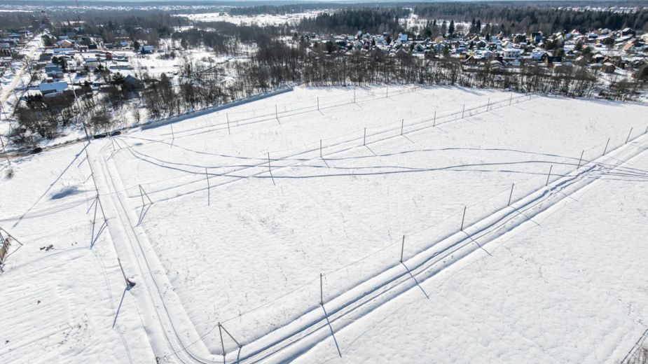 Участок в д. Холмы