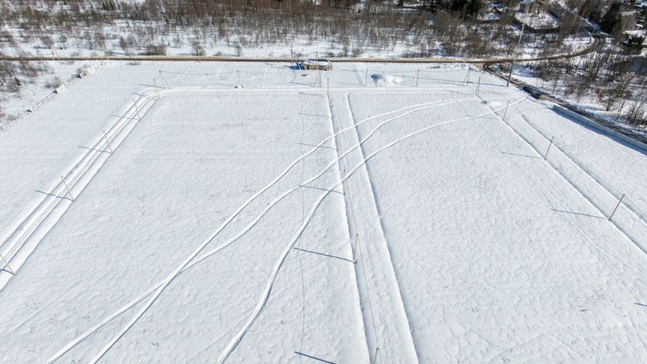 Участок в д. Холмы