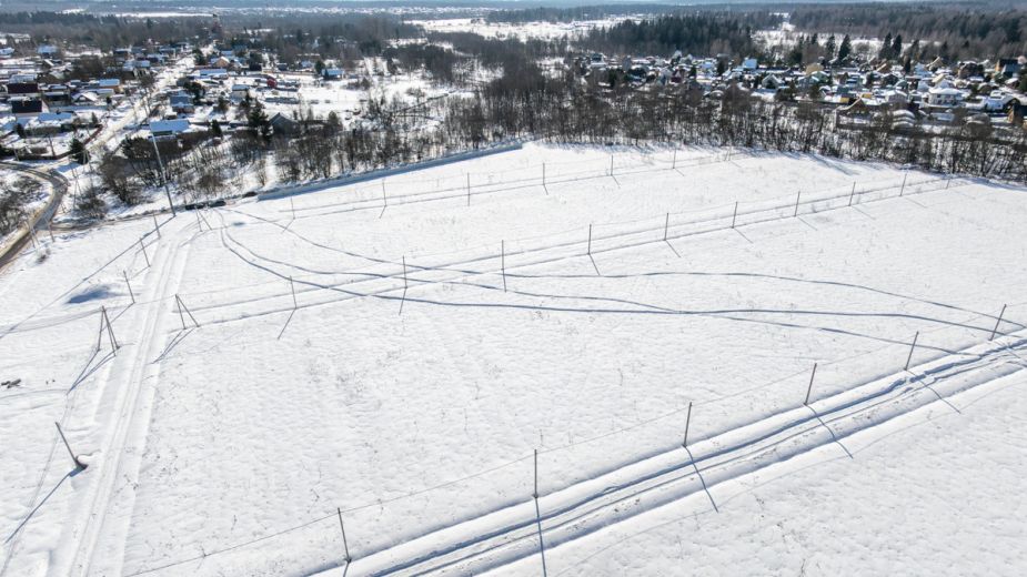 Участок в д. Холмы