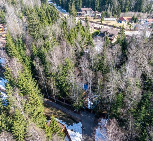 Участок у воды в Руза Фэмили Парк