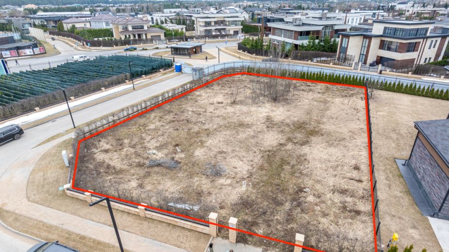 Участок в КП Миллениум парк