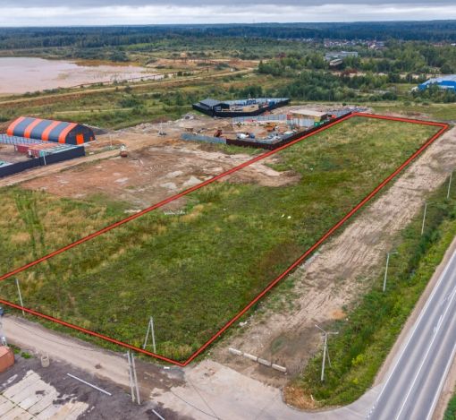 Участок под коммерцию в Карасино