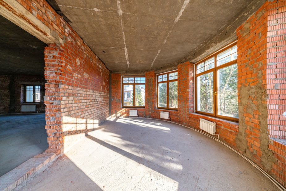 Дом в Новахово со своими соснами