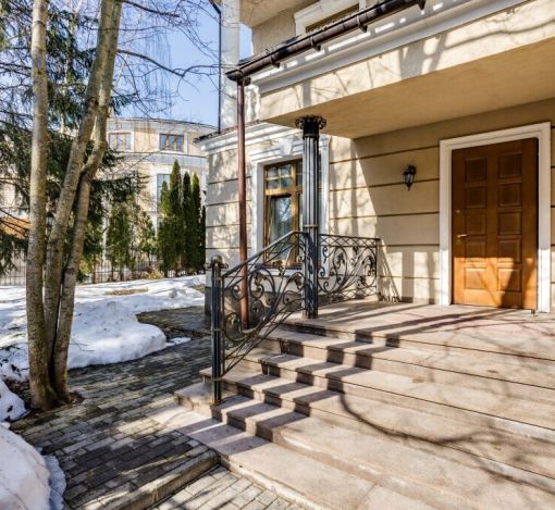 Классический дом в КП Новахово