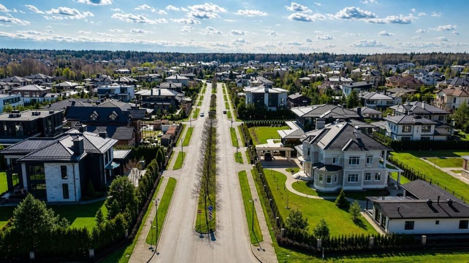 Прилесной участок в Мэдисон парк
