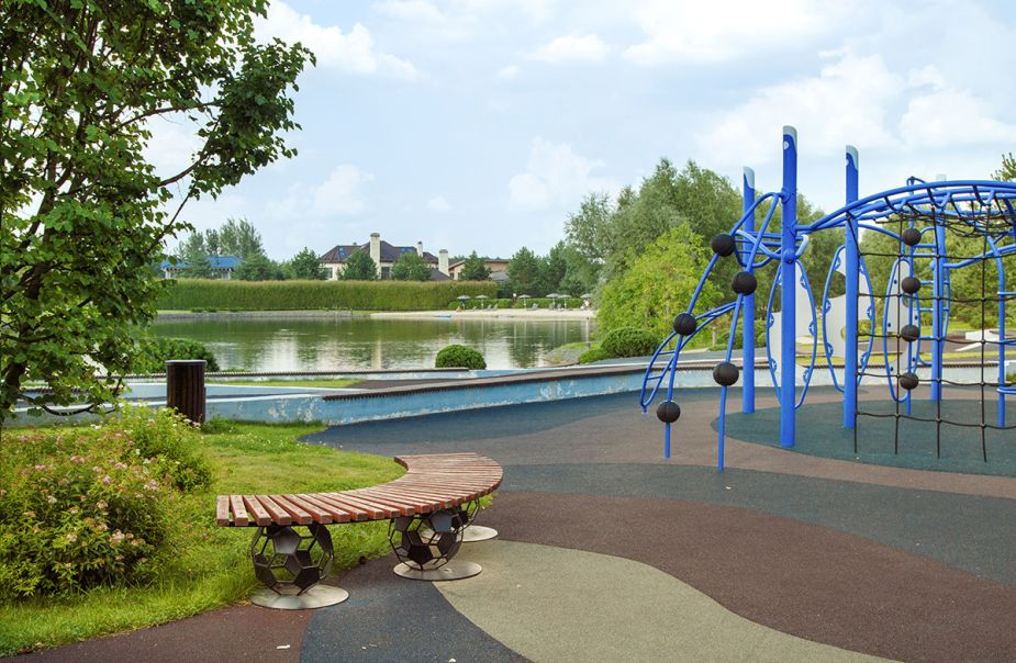 Ренессанс Парк