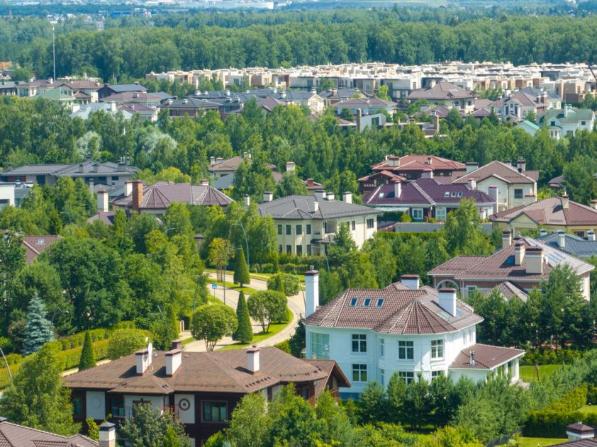 Современный дом в КП Монтевиль