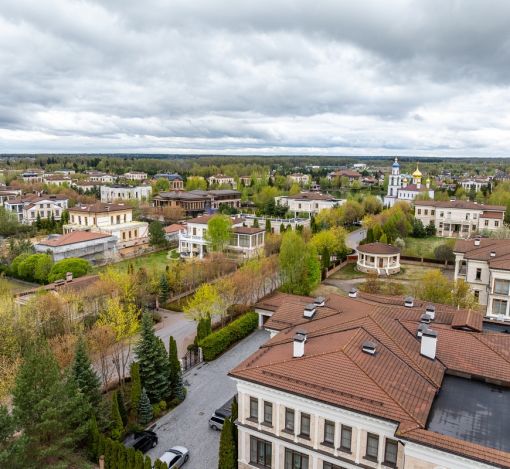 Дом под отделку в КП Монолит