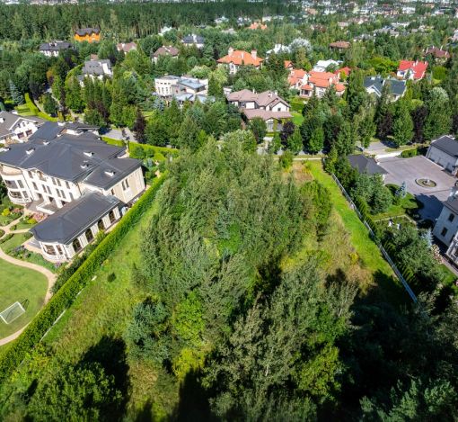 Участок в Резиденции Бенилюкс