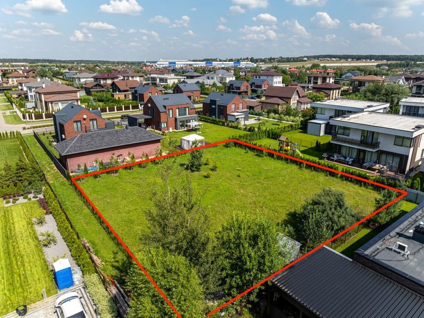 Участок в КП Новорижский