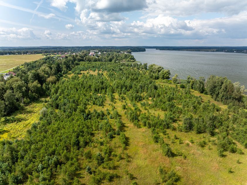 Участок в КП Озерна Резиденс