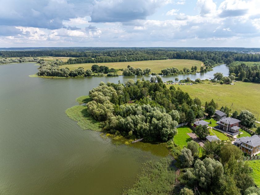 Участок в КП Озерна Резиденс