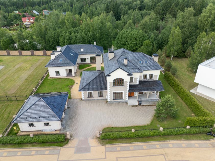 Готовый дом в КП Монтевиль