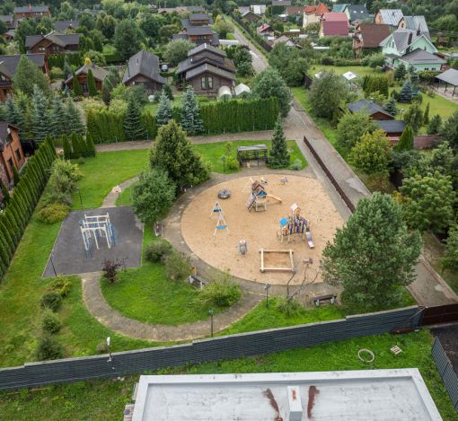 Истра Лэнд 2