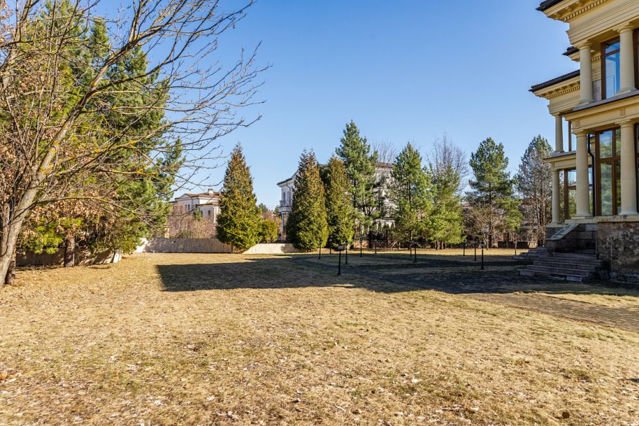 Дом в кп Резиденция Монолит