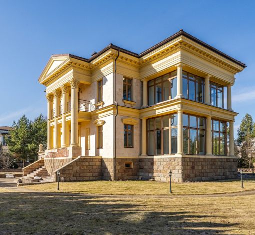 Дом в кп Резиденция Монолит