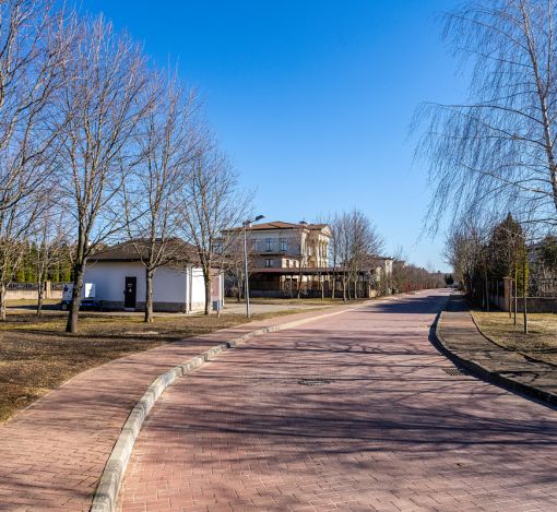 Дом под отделку в КП Монолит