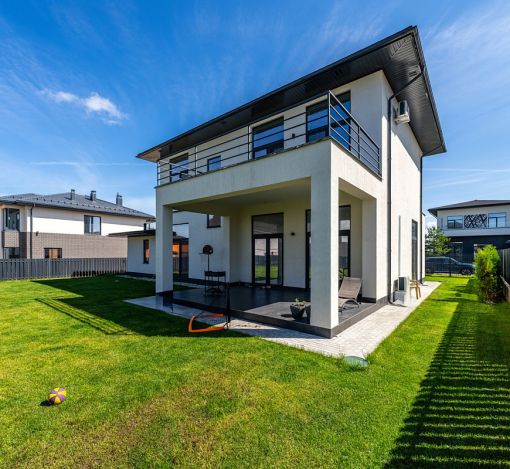 Готовый дом в КП Павловы озера