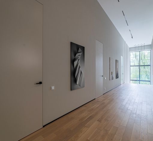 Дом с бассейном в Ренессанс парк