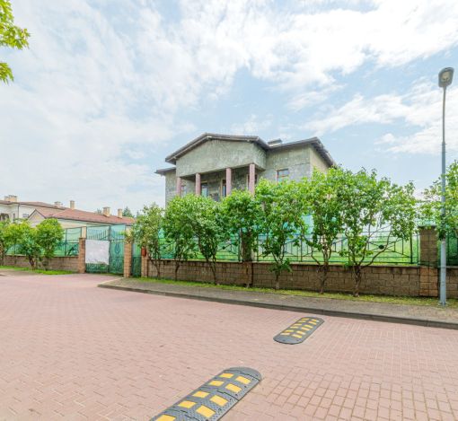 Дом без отделки в КП Монолит