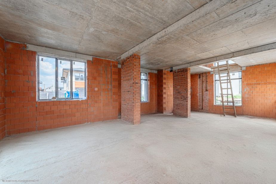 Дом под отделку в КП Аносино парк