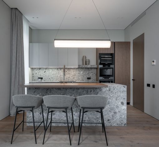 Дом с бассейном в КП Монтевиль