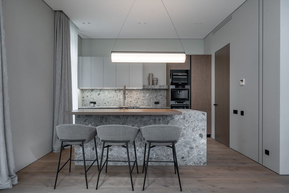 Дом с бассейном в КП Монтевиль