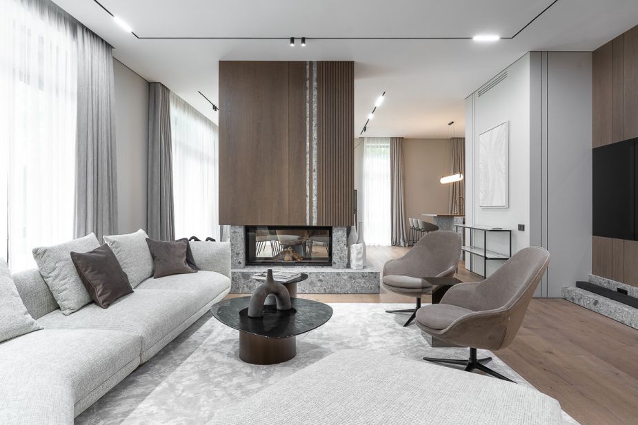 Дом с бассейном в КП Монтевиль