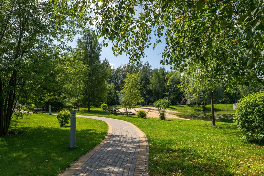 Дом у озера в КП Новорижский