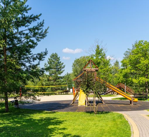 Дом в стиле Райта в Новорижском