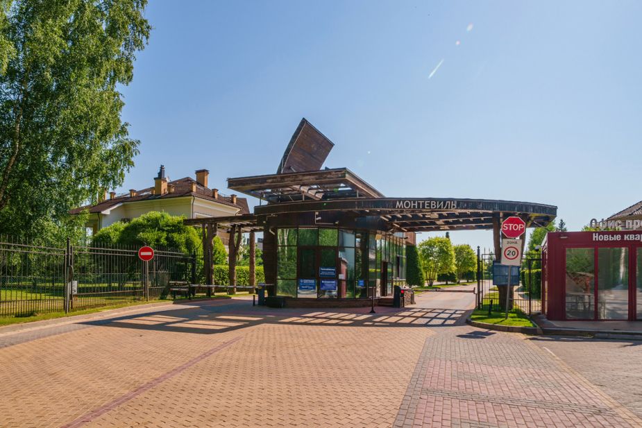 Современный дом в КП Монтевиль