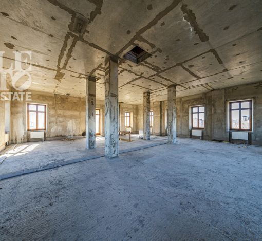 Дом с видом на озеро КП Монолит