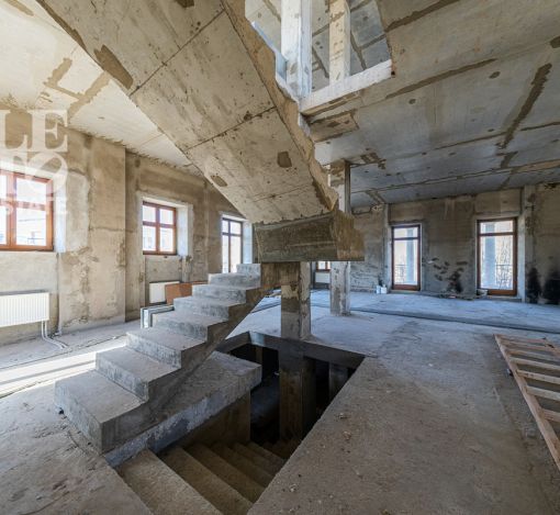 Дом с видом на озеро КП Монолит